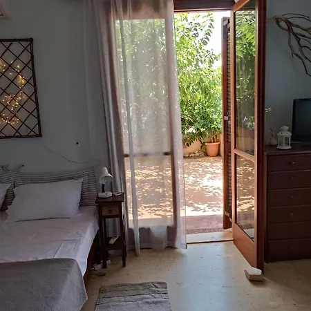 No1 Apartment Akrogiali